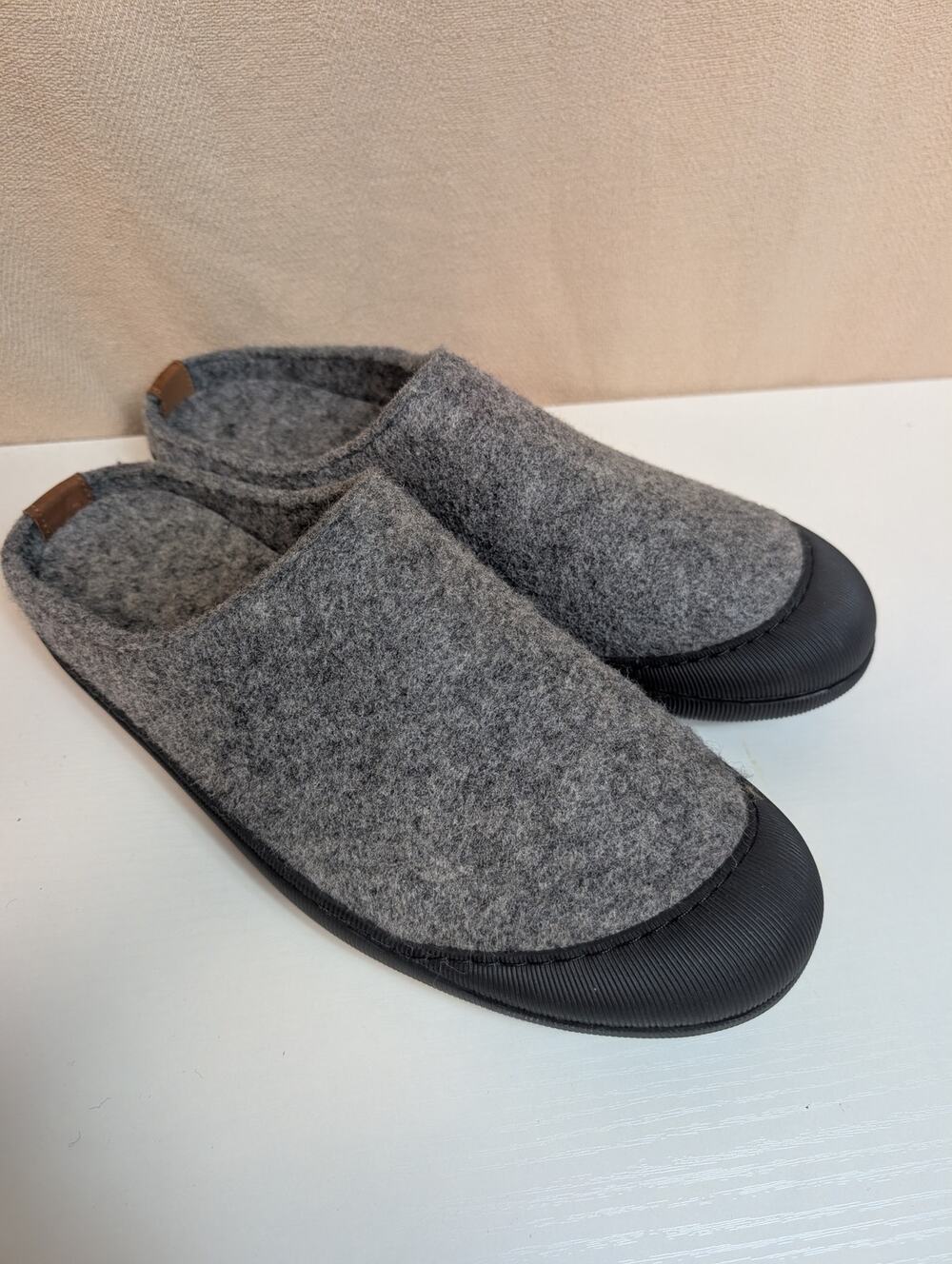 Huckberry Greys Slipper Men's Size 11 Gray Wool Outdoor Mule Slipper (1170)